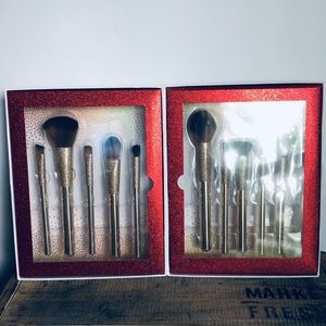 Ellen Tracy make up brush set